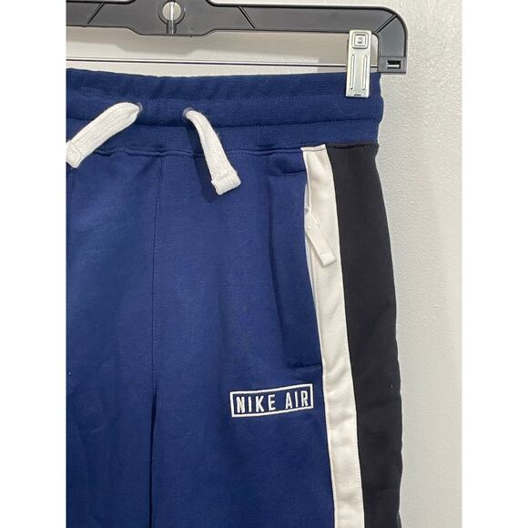 Nike Sweat Shorts Boys Large Blue Black Color Block Workout Basketball Gym - Picture 3 of 6